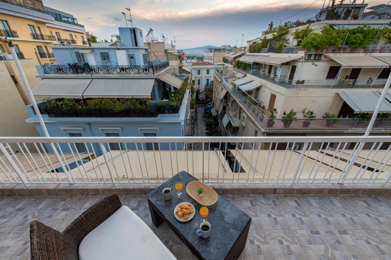 Plaka House